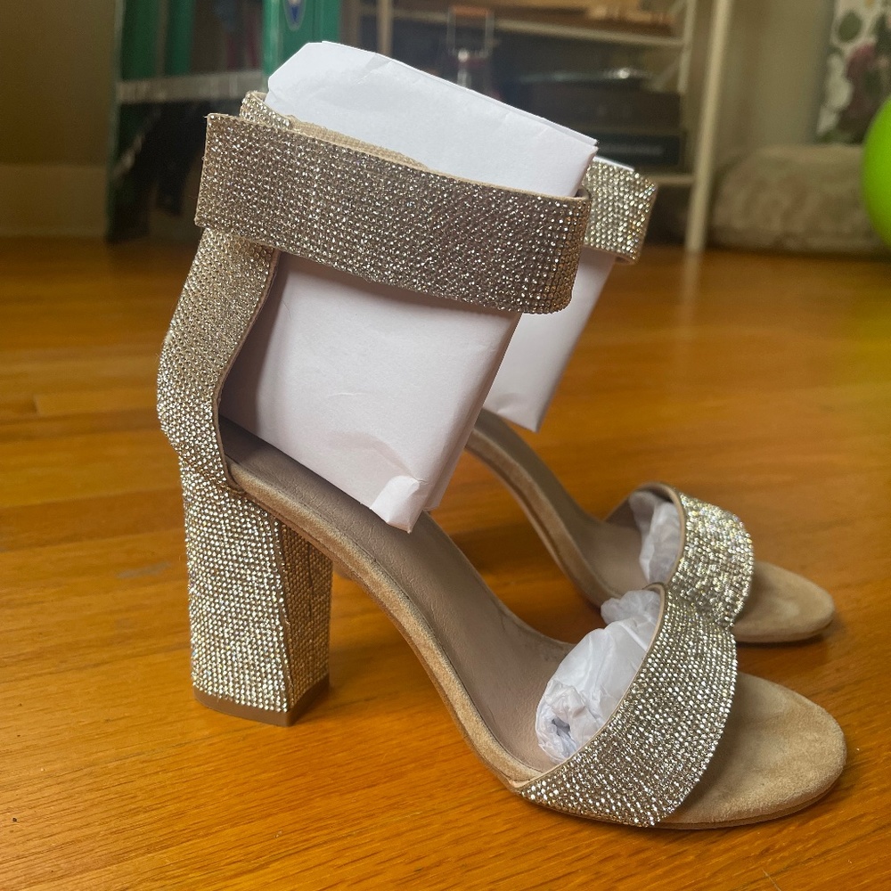 Jeffrey Campbell Kassidy Nude Suede Champagne Heels size 7.5